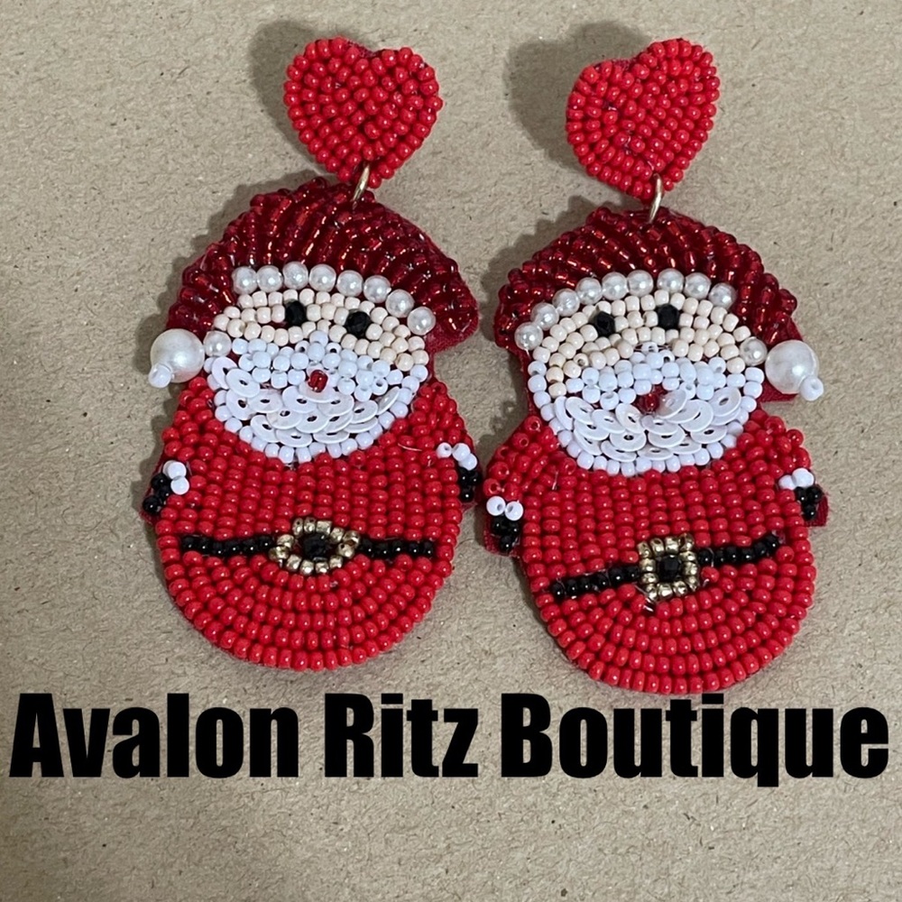 ❤️💚Love Santa Beaded Earrings